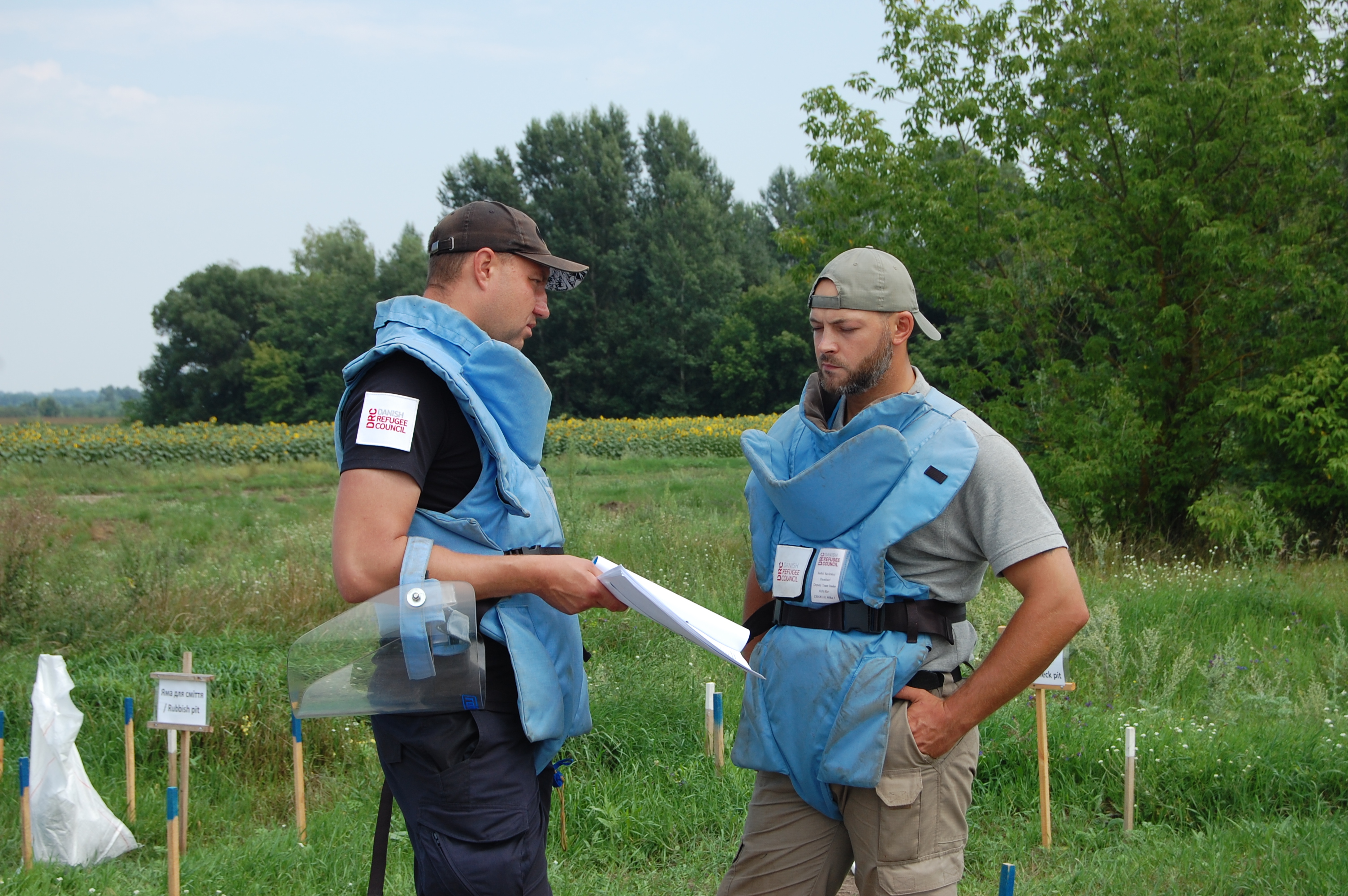 Demining site in Ichnia.